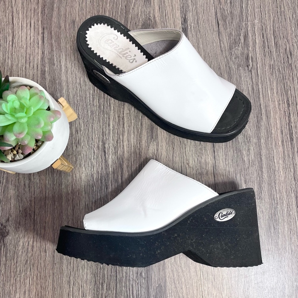 *Candie's | Vintage Y2K Wedge Slides in White Size 6.5